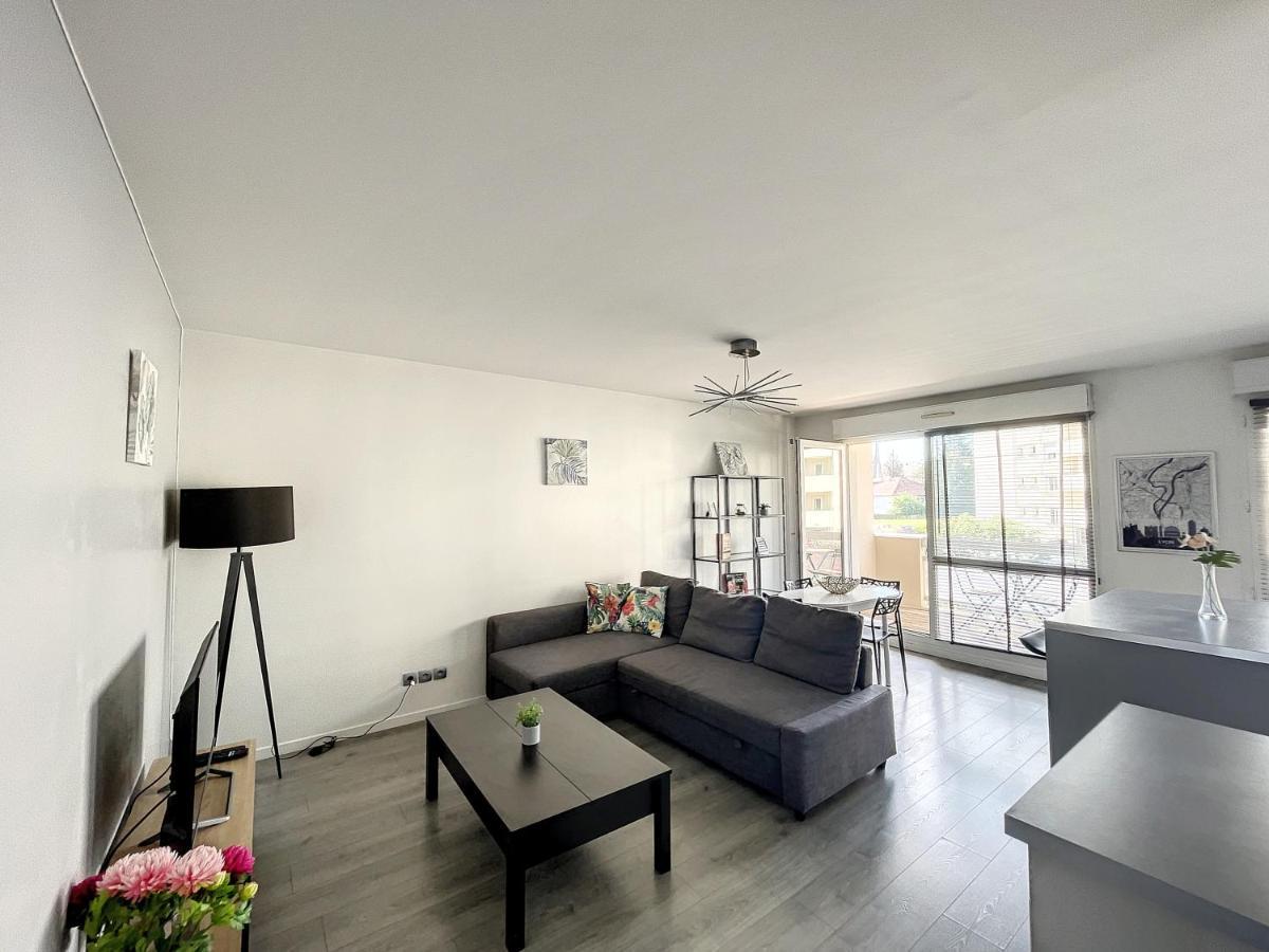 City & Cosy, Lyon Charcot- Wifi - Lave Linge - Balcon - Parking Zewnętrze zdjęcie