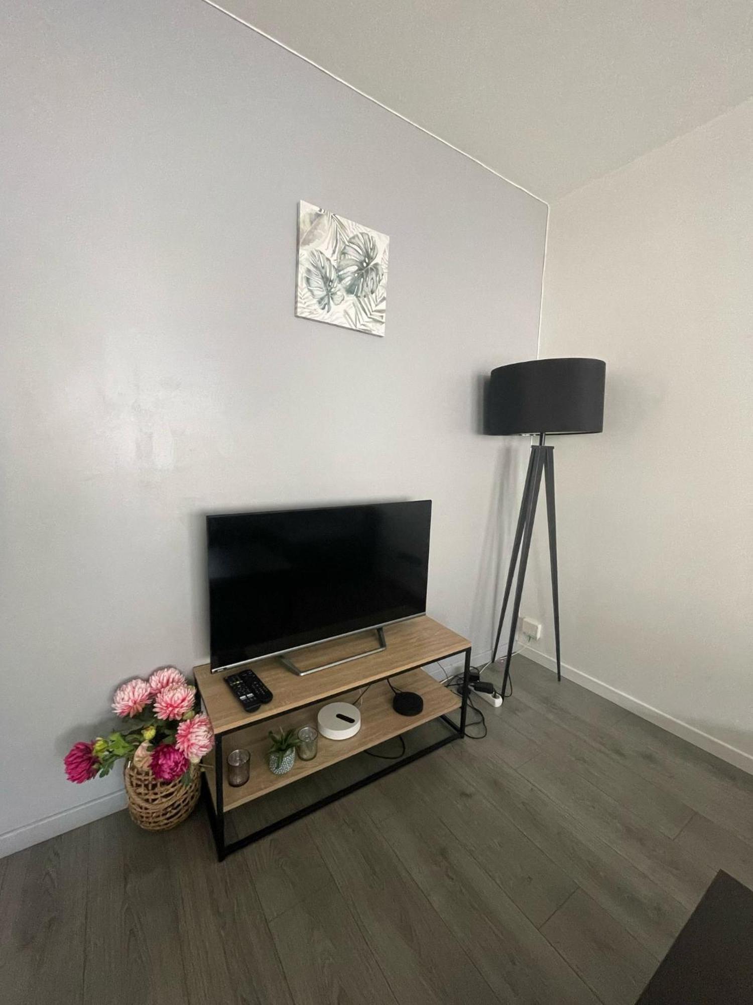 City & Cosy, Lyon Charcot- Wifi - Lave Linge - Balcon - Parking Zewnętrze zdjęcie