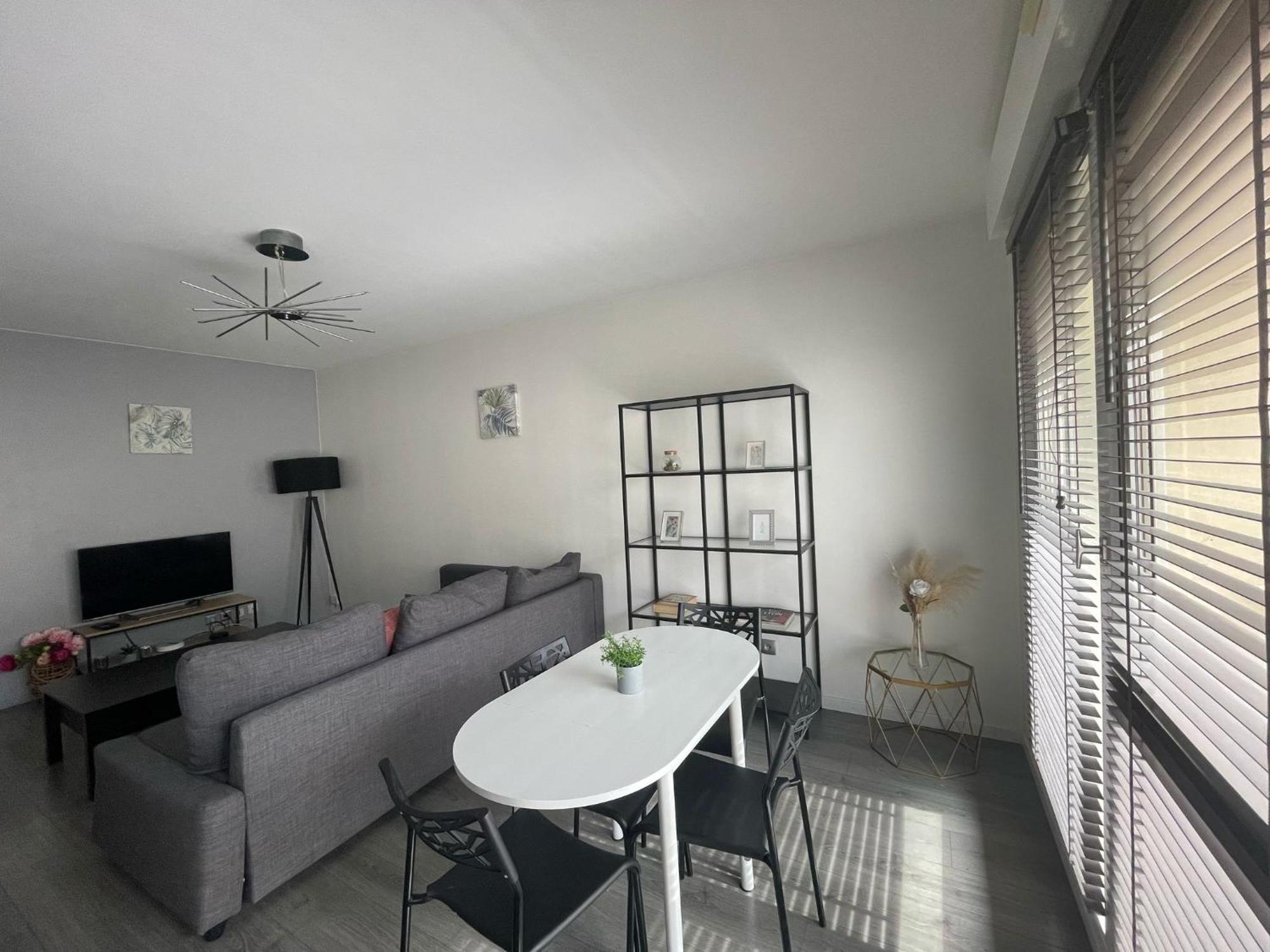 City & Cosy, Lyon Charcot- Wifi - Lave Linge - Balcon - Parking Zewnętrze zdjęcie